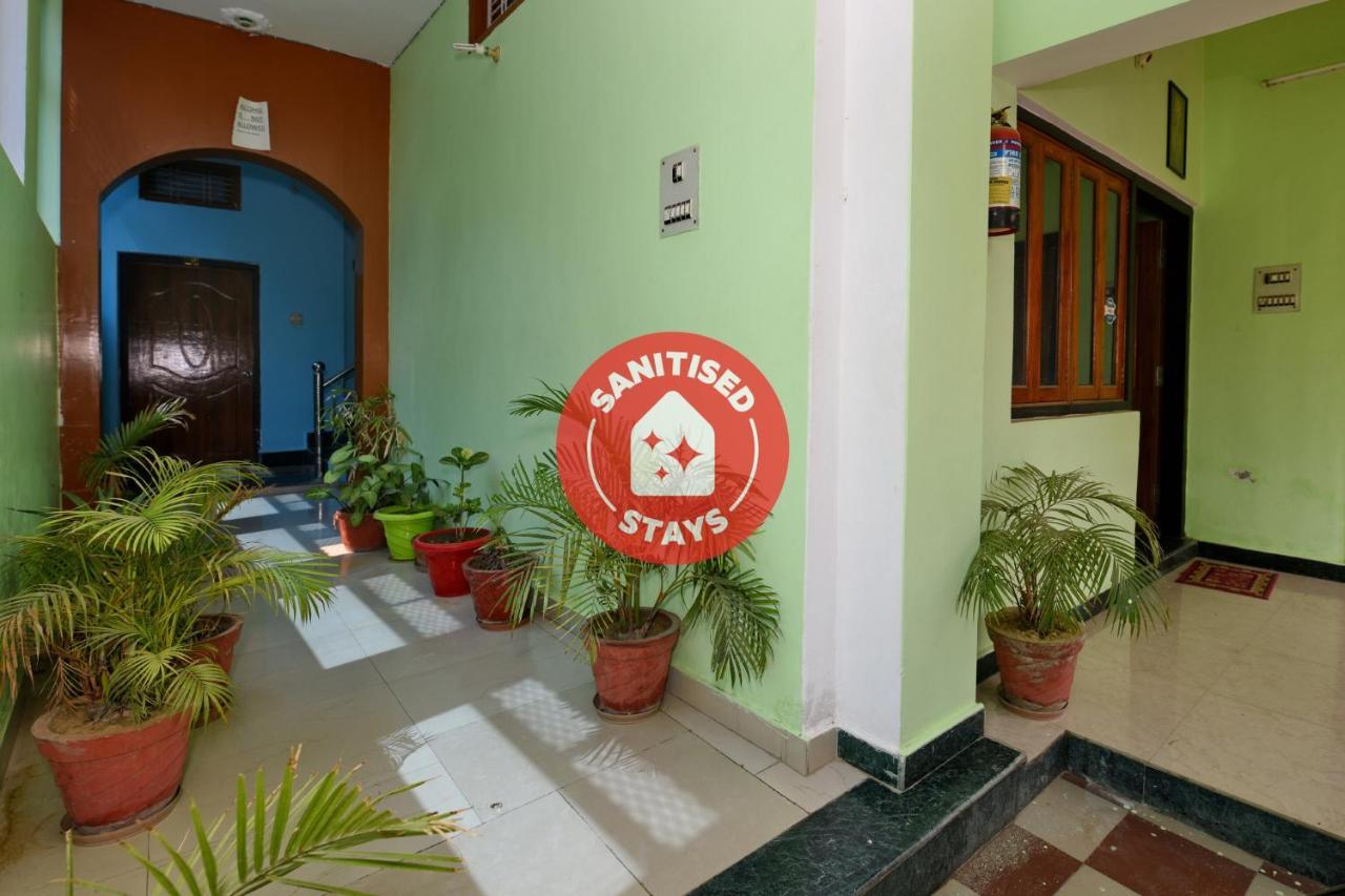 Oyo 4409 Hotel Chaitanya Inn Βαρανάσι Εξωτερικό φωτογραφία