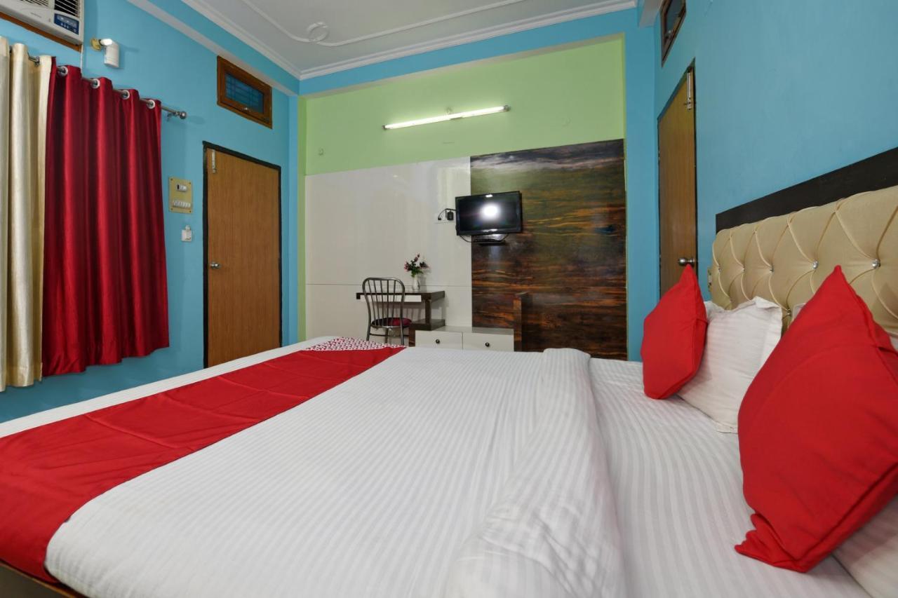 Oyo 4409 Hotel Chaitanya Inn Βαρανάσι Εξωτερικό φωτογραφία
